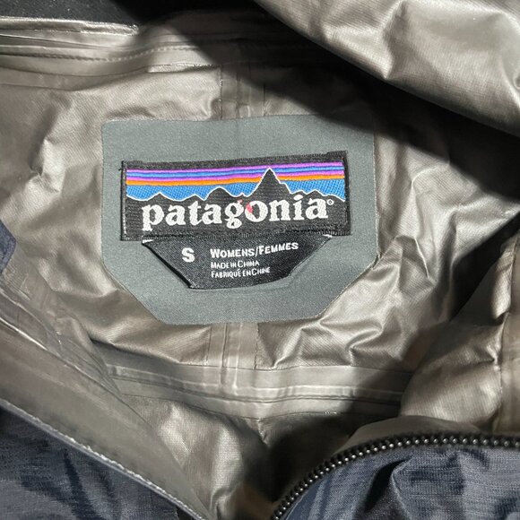 Patagonia women's Super Cell Jacket black S small waterproof GORE-TEX® 83825 - Picture 3 of 9